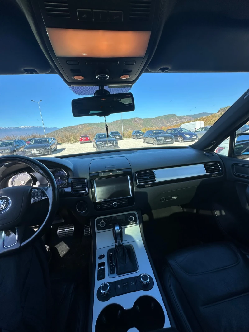 VW Touareg 4.2 TDI / 340к.с., снимка 7 - Автомобили и джипове - 52364474
