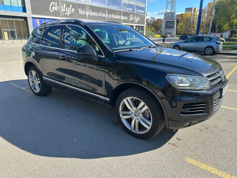 VW Touareg 4.2 TDI / 340к.с., снимка 3 - Автомобили и джипове - 52364474