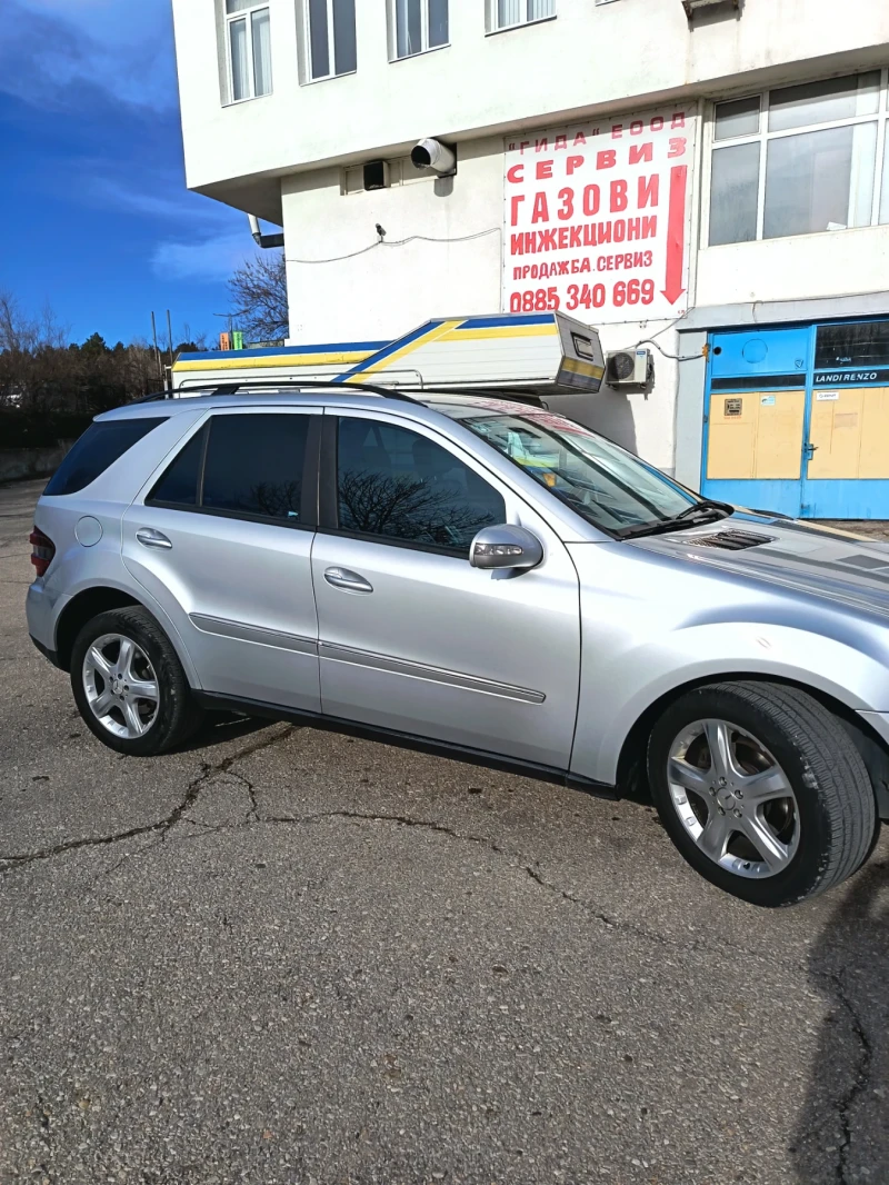 Mercedes-Benz ML 320, снимка 3 - Автомобили и джипове - 52955043