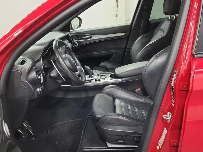 Alfa Romeo Stelvio * VELOCE * CARFAX * БЕЗ ПЪРВОНАЧАЛНА ВНОСКА, снимка 5 - Автомобили и джипове - 53294906