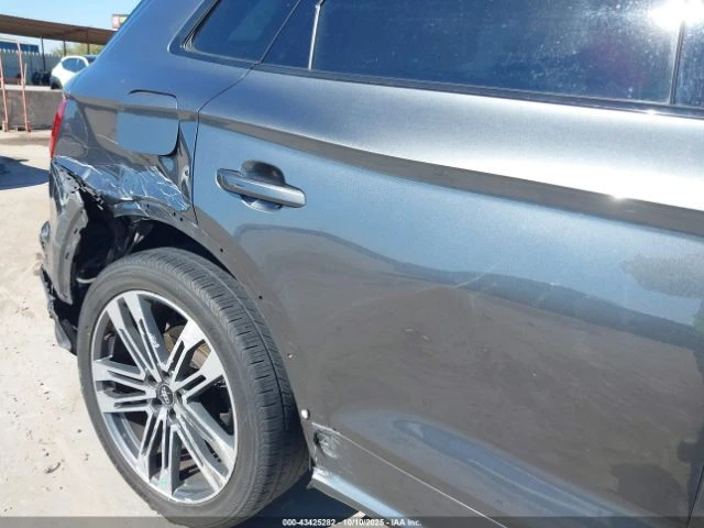 Audi SQ5 3.0T PREMIUM, снимка 16 - Автомобили и джипове - 52735917