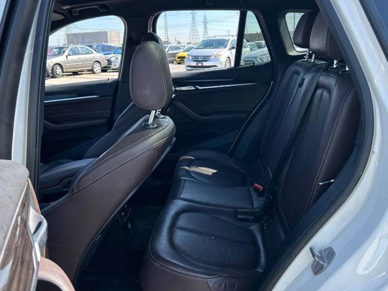 BMW X1 * xDrive28i * CARFAX * ОПЦИЯ ЗА ФИНАНСИРАНЕ, снимка 17 - Автомобили и джипове - 55434417
