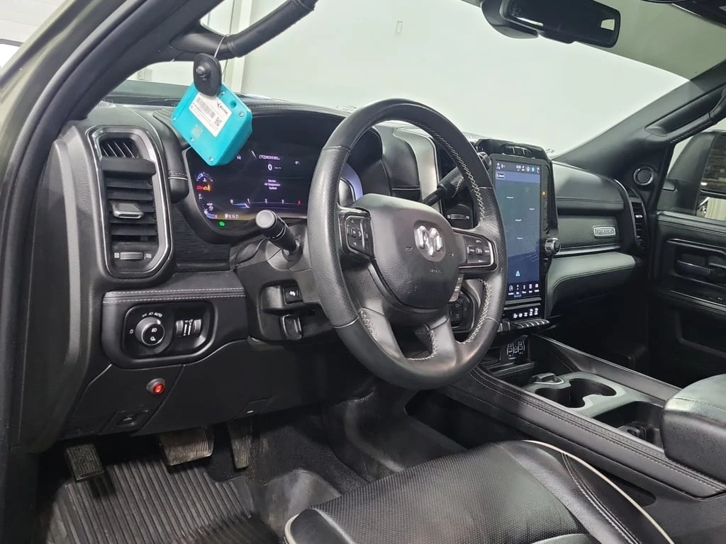 Dodge RAM 2500 * REBEL CREW CAB STD BED * CARFAX * БЕЗ ПЪРВОНАЧАЛ - изображение 9