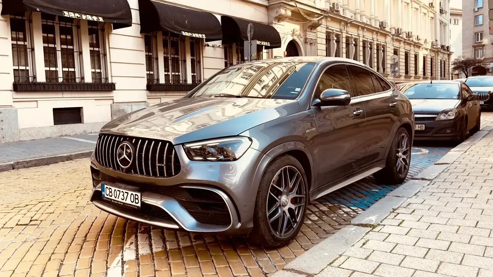 Mercedes-Benz GLE 63 S AMG 4-MATIC + /COUPE/PANO/BURMESTER
