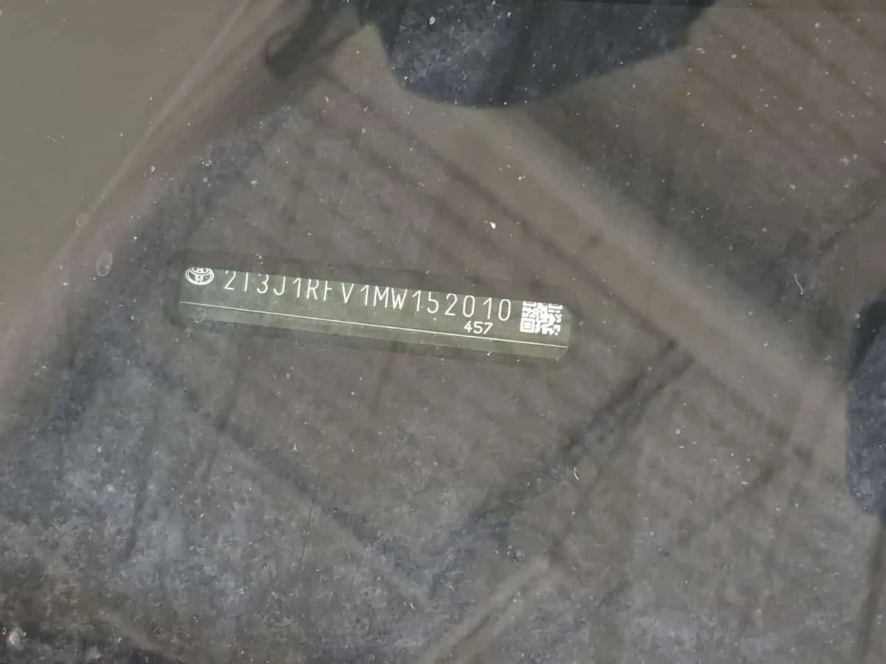 Toyota Rav4 * TRAIL * 2 БРОЯ ГУМИ* 3 КЛЮЧА* ПАНОРАМА* ПОДГРЕВИ, снимка 15 - Автомобили и джипове - 53946809