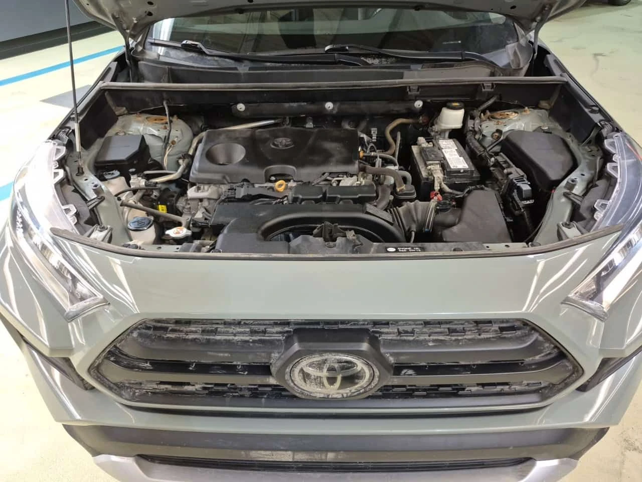 Toyota Rav4 * TRAIL * 2 БРОЯ ГУМИ* 3 КЛЮЧА* ПАНОРАМА* ПОДГРЕВИ, снимка 16 - Автомобили и джипове - 53946809