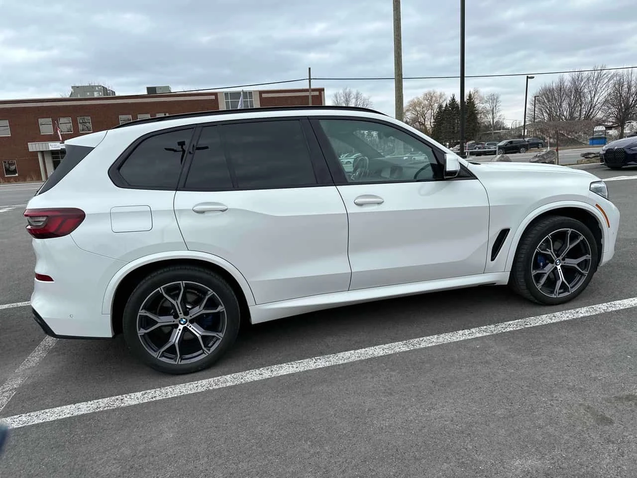 BMW X5 xDrive40i M SPORT/360 CAM/ПАНОРАМА/ПОДГРЕВИ, снимка 4 - Автомобили и джипове - 54071665