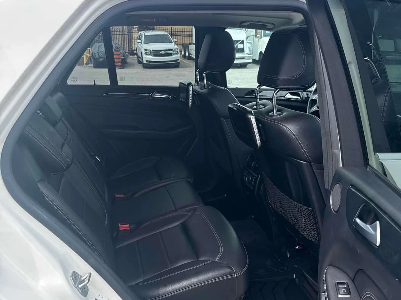 Mercedes-Benz ML 350 * BlueTEC * CARFAX * Harman Kardon * Панорама * , снимка 13 - Автомобили и джипове - 54197209