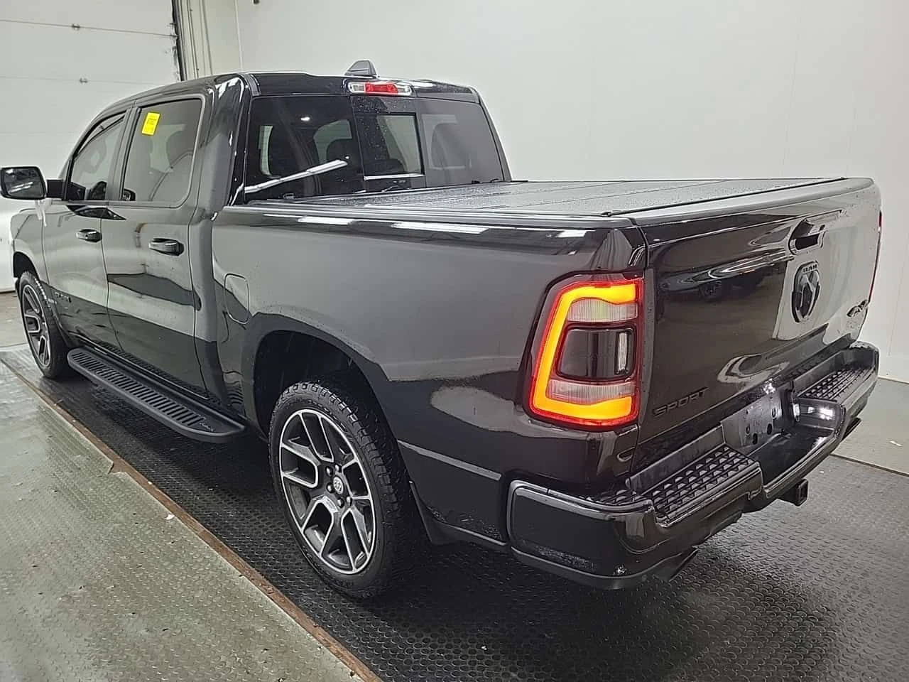 Dodge RAM 1500 SPORT CREW CAB SHORT BED * ���� ���������� *  | Mobile.bg � ����������� 4