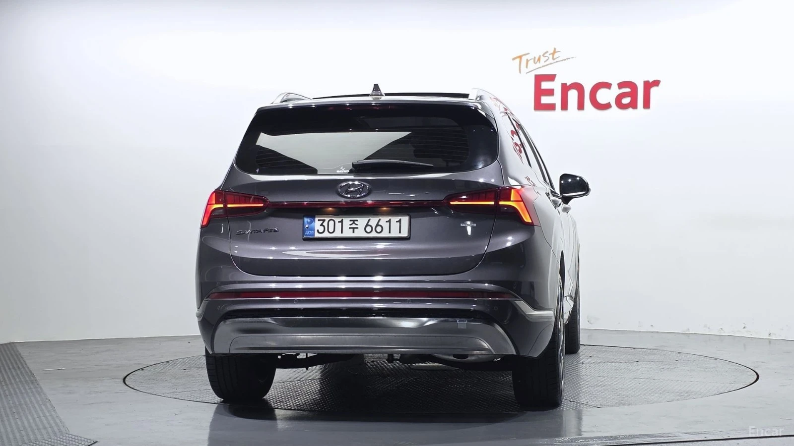 Hyundai Santa fe 2.5T* 4WD* CALLIGRAPHY* ПОДГРЕВ* ОБДУХВАНЕ* ПАНО* , снимка 4 - Автомобили и джипове - 55491881