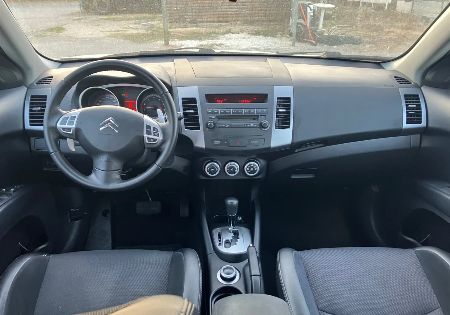 Citroen C-Crosser 2.4 Автоматик, снимка 10 - Автомобили и джипове - 55831369