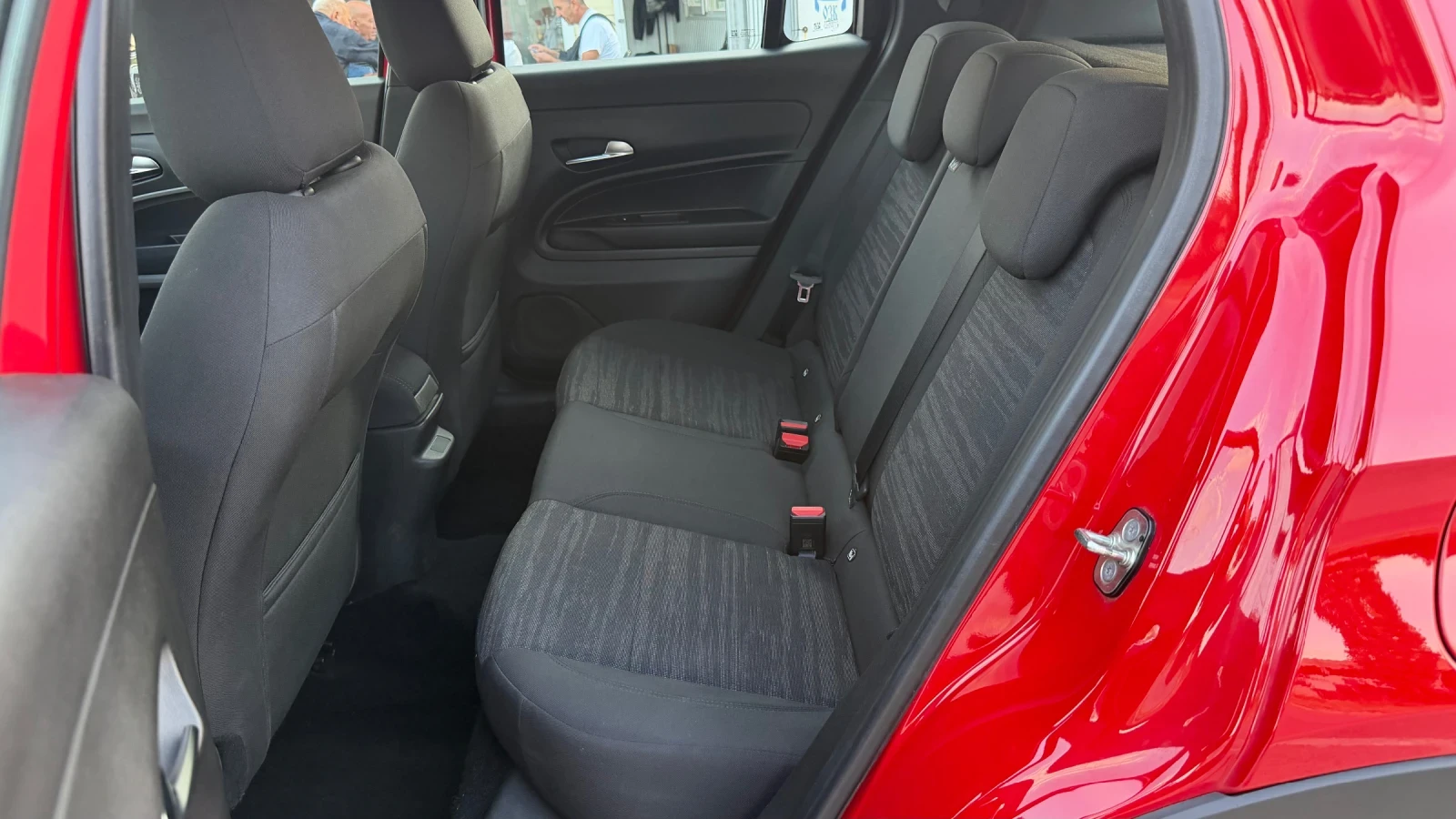 Jeep Avenger 18500km.  Rubi Red, снимка 9 - Автомобили и джипове - 56129235