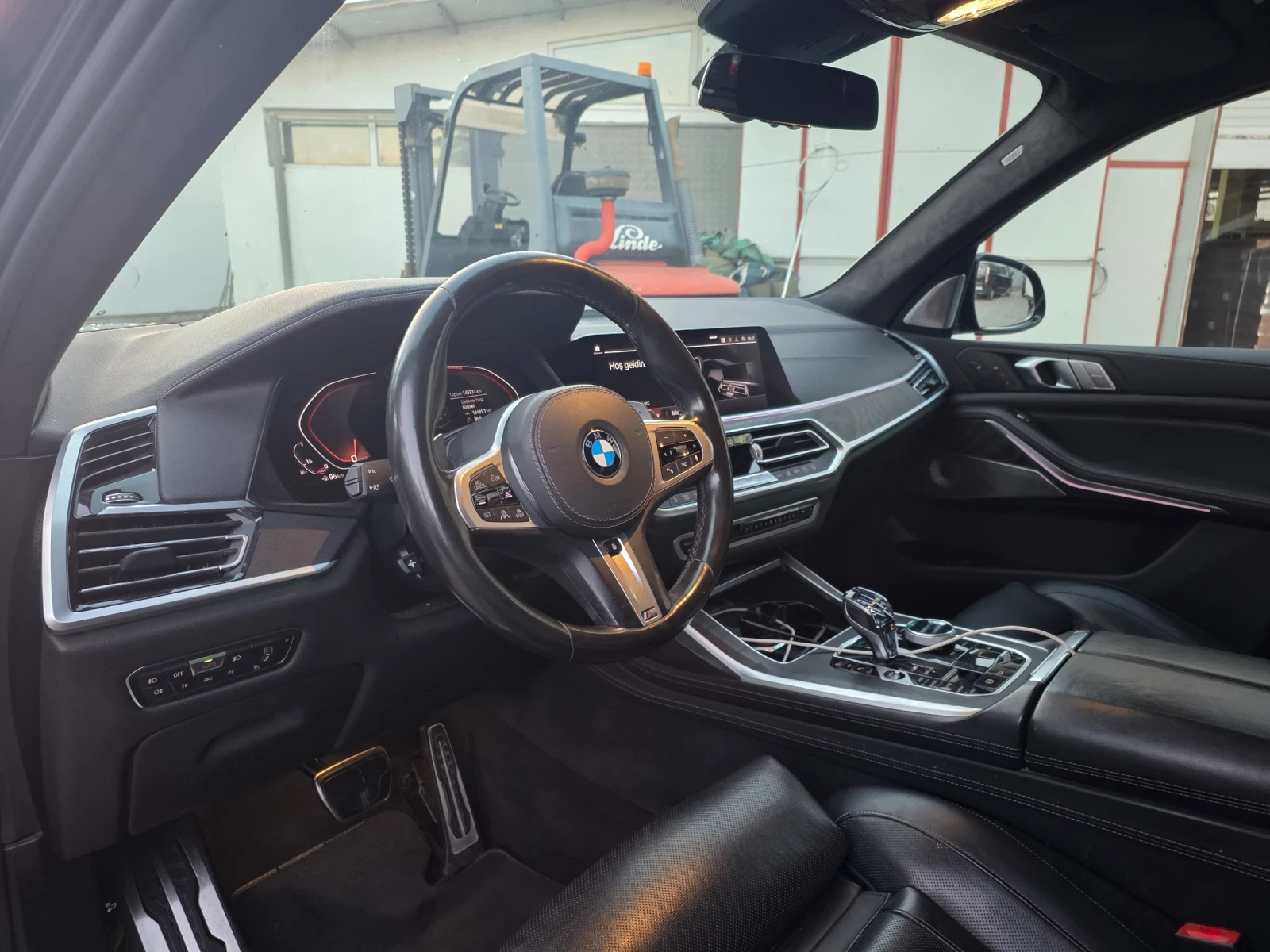 BMW X7 M50i, снимка 6 - Автомобили и джипове - 56381788