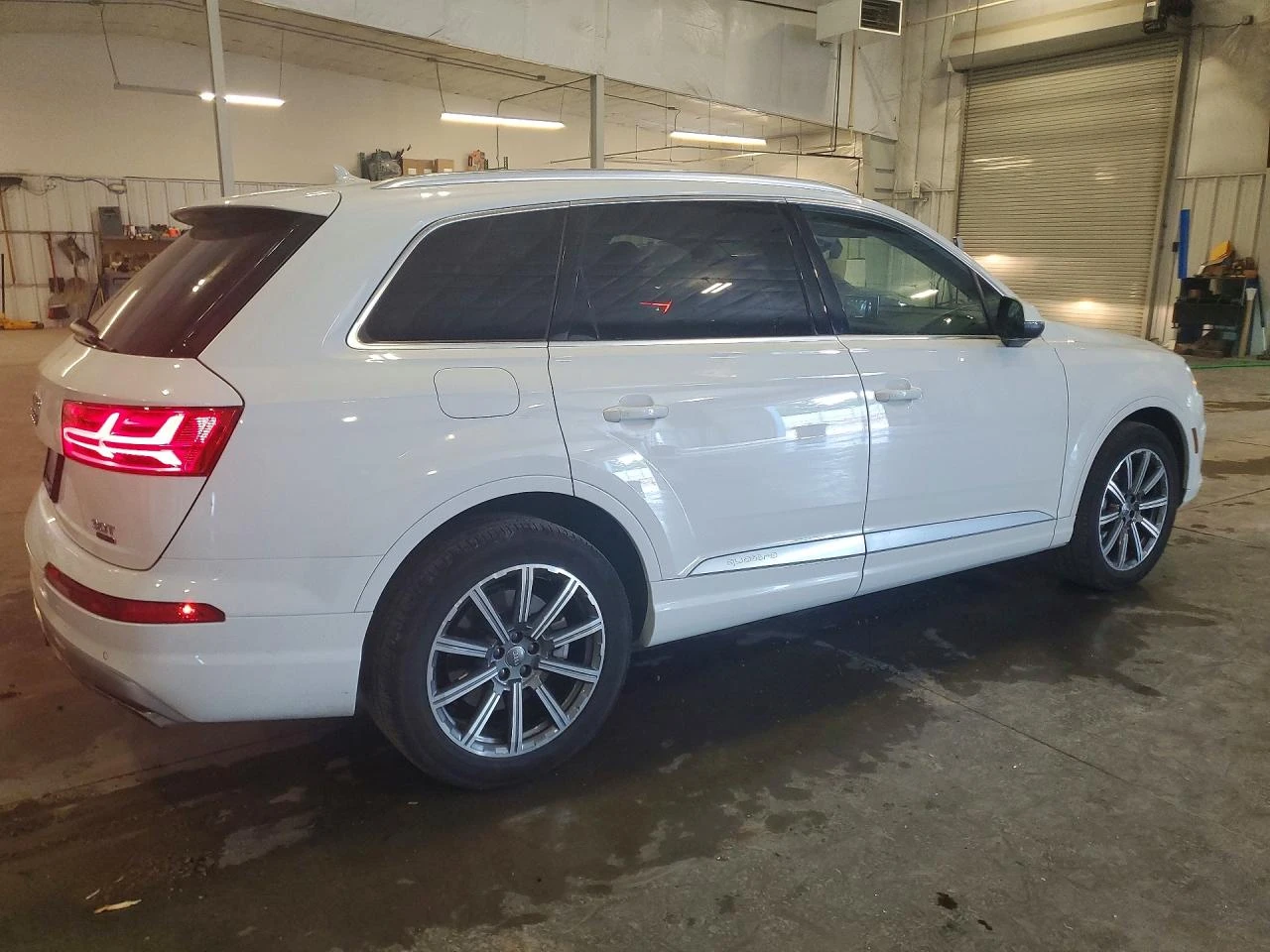Audi Q7 3.0l Premium Plus, снимка 3 - Автомобили и джипове - 56444883