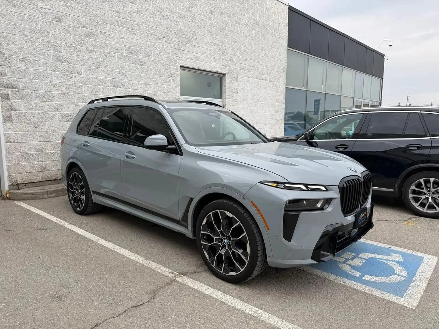 BMW X7 xDrive40i M SPORT | 7 PASS | HUD |  | Mobile.bg � ����������� 9
