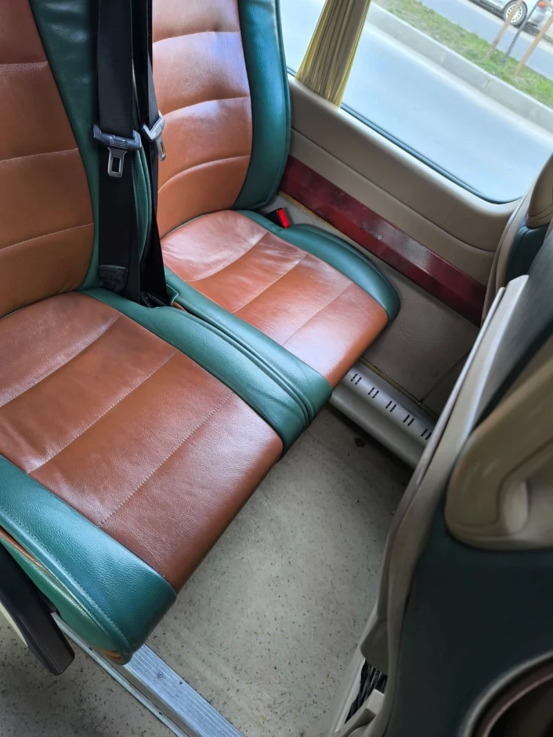 VW Crafter, снимка 4 - Бусове и автобуси - 50719886