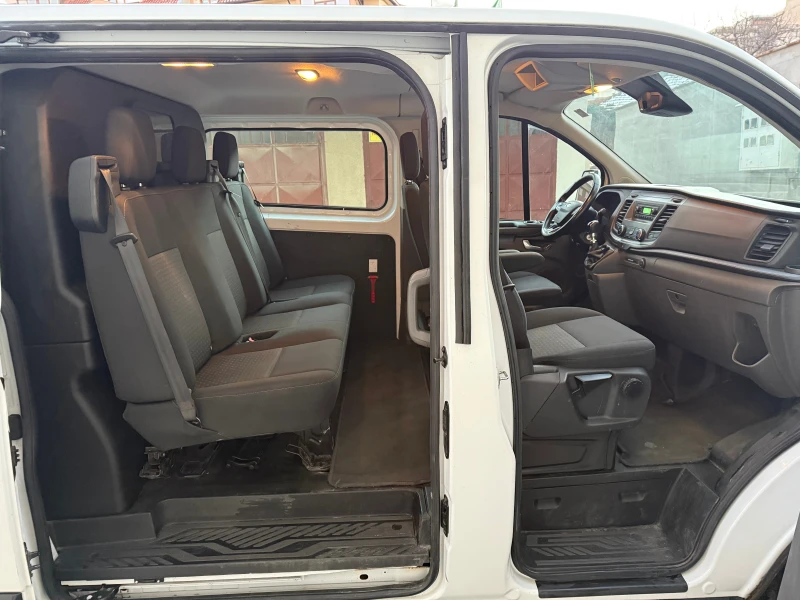 Ford Transit Custom 2.0TDCI  5места , снимка 11 - Бусове и автобуси - 52930483