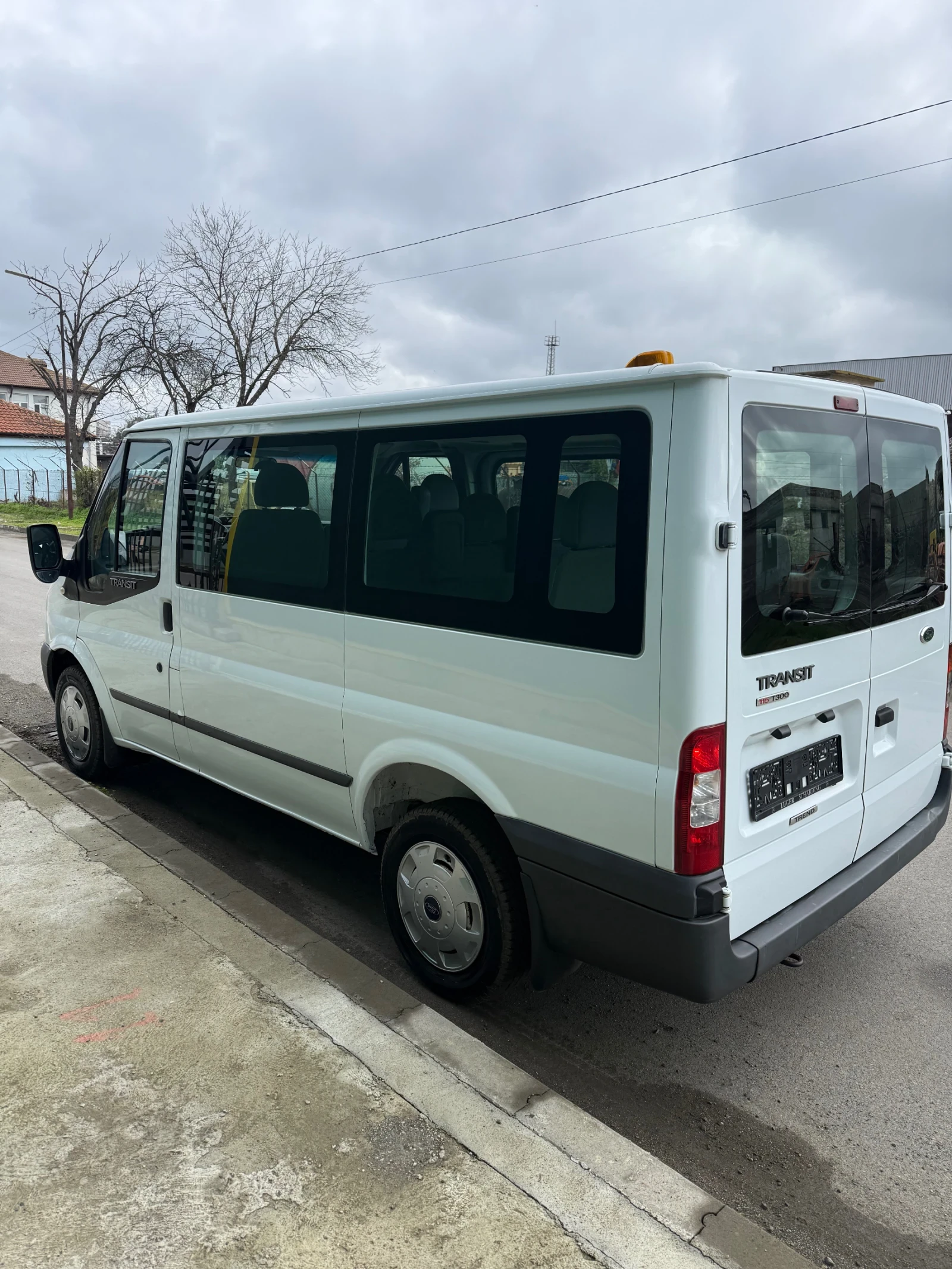 Ford Transit 2.2 - изображение 5