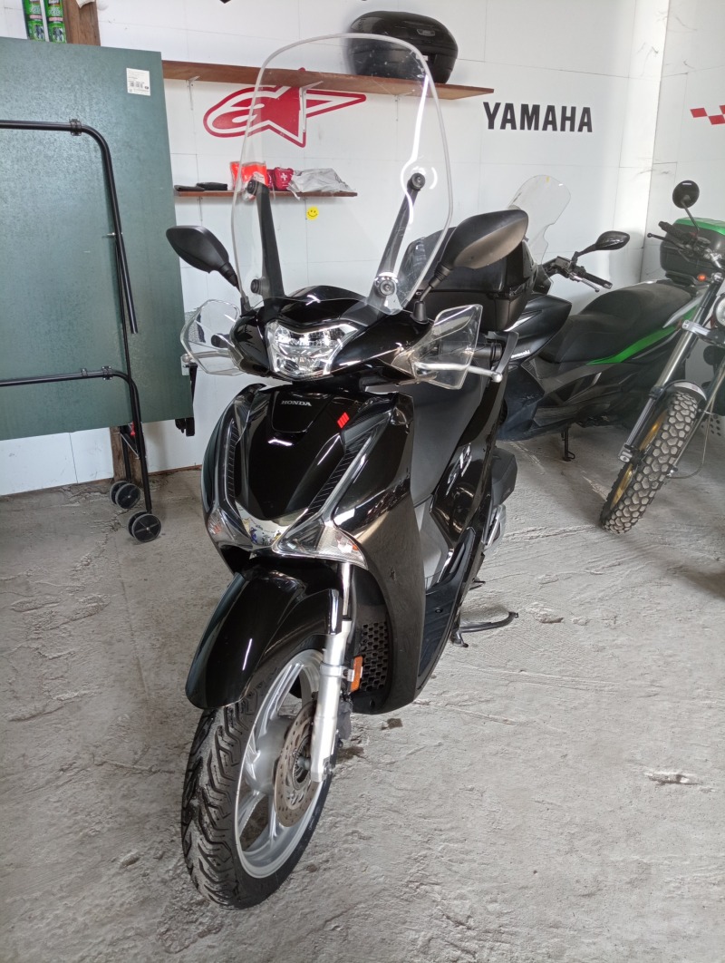 Honda Sh 150i, снимка 1 - Мотоциклети и мототехника - 46225070