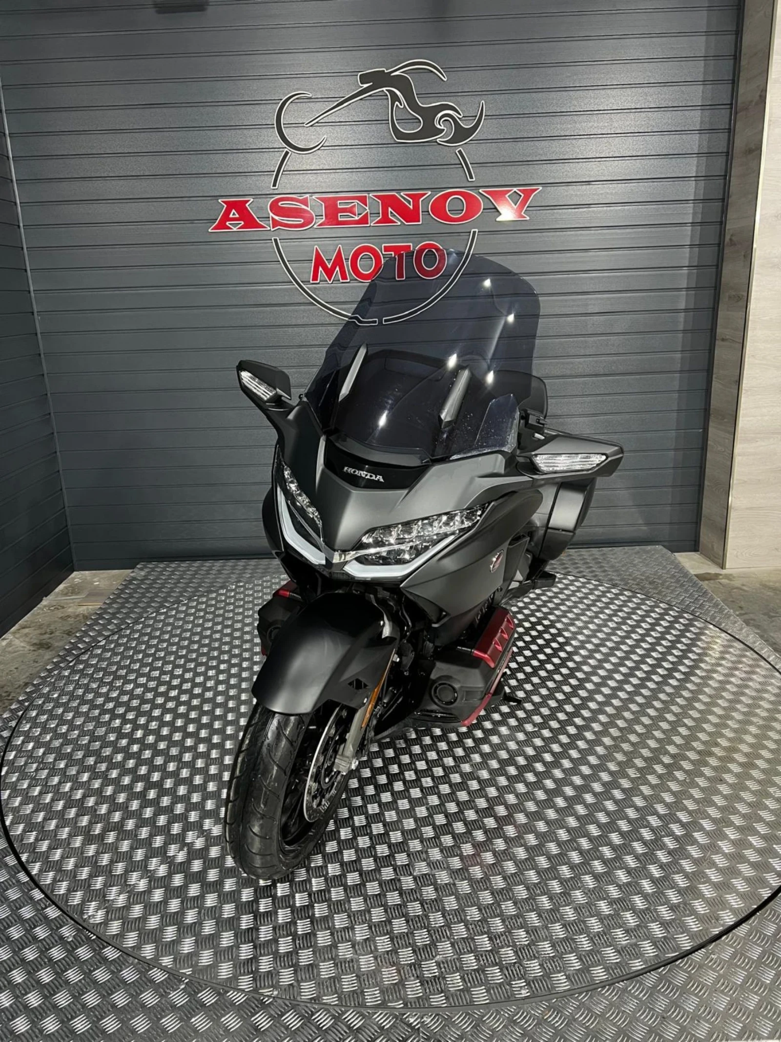 Honda Gold Wing DCT LIMITED EDITION 2020 SILVER SATIN | Mobile.bg   14