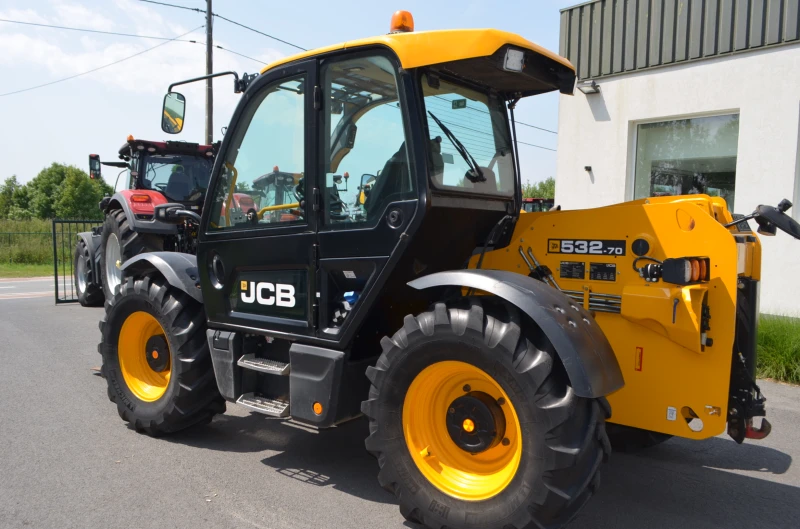 Телескопичен товарач JCB 532-70 Agri Super, снимка 17 - Селскостопанска техника - 52018414
