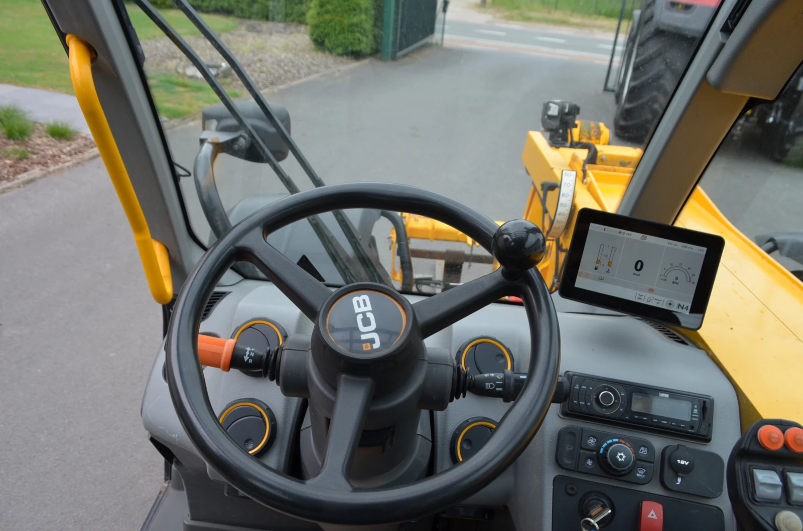   JCB 532-70 Agri Super | Mobile.bg   14