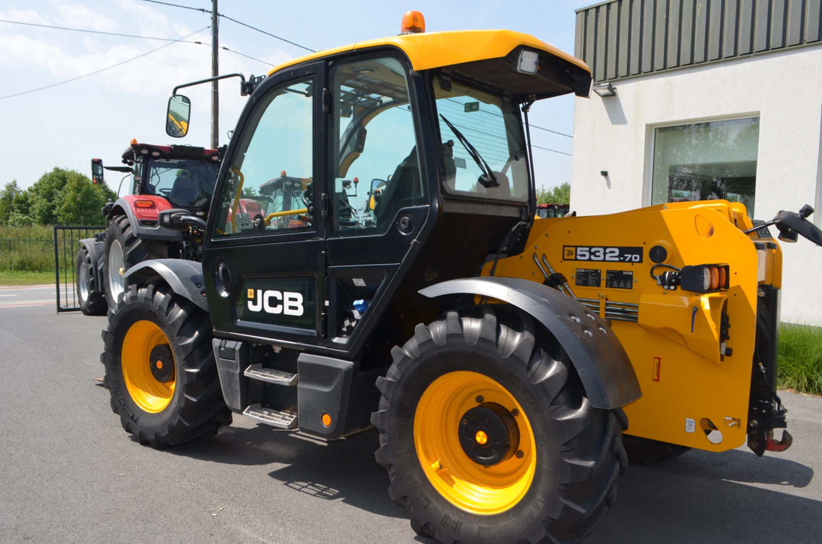   JCB 532-70 Agri Super | Mobile.bg   17