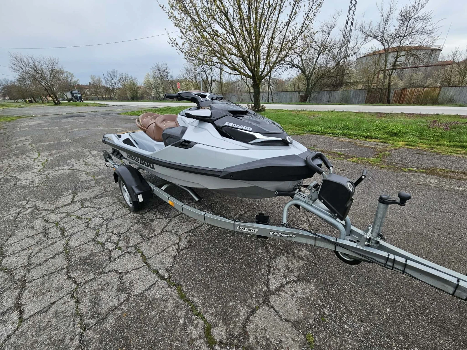 Джет Bombardier Sea Doo GTX limited 300k.c. 2018година, снимка 2 - Воден транспорт - 54139675