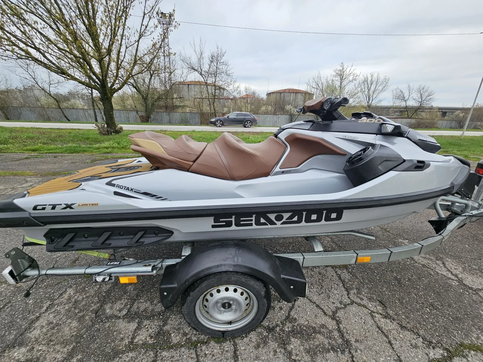 Джет Bombardier Sea Doo GTX limited 300k.c. 2018година, снимка 3 - Воден транспорт - 54139675