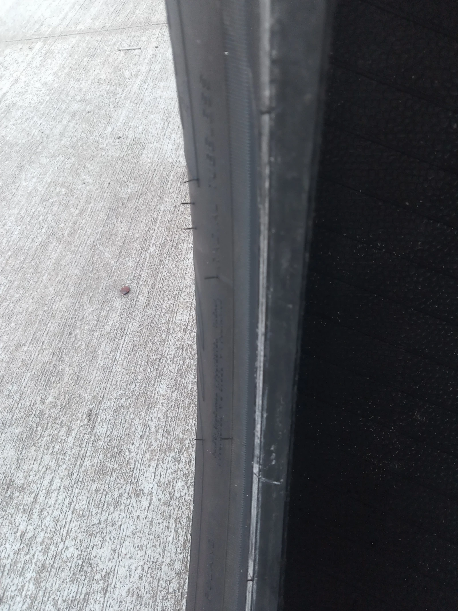 Гуми Зимни 215/60R16