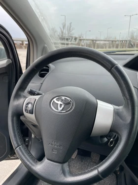 Toyota Yaris 1.3i с ВЕРИГА, МУЛТИМЕДИЯ, КСЕНОН, снимка 10