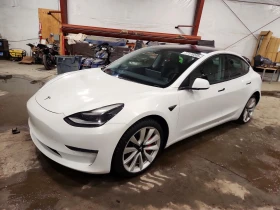 ������ Tesla Model 3