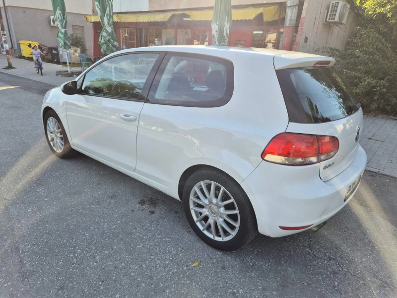 VW Golf 2.0 tdi * High line* , снимка 15 - Автомобили и джипове - 47315845