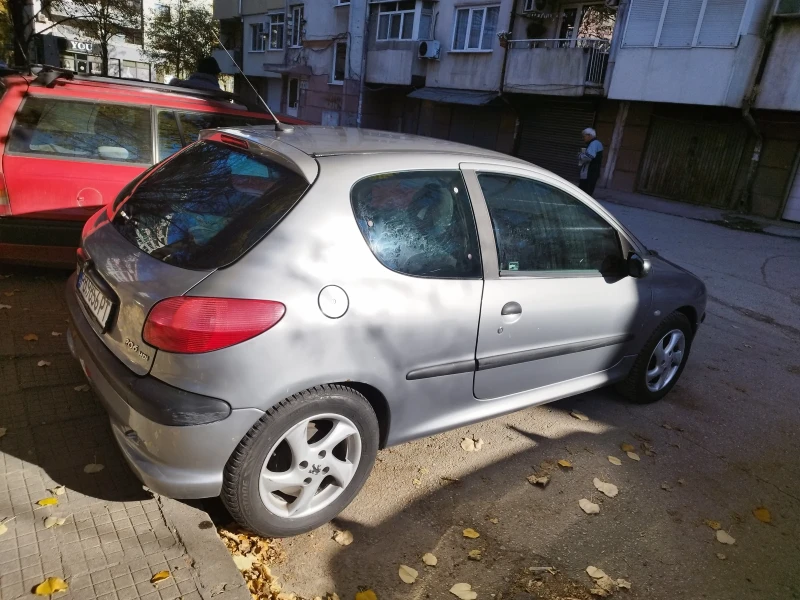 Peugeot 206, снимка 3 - Автомобили и джипове - 48008938