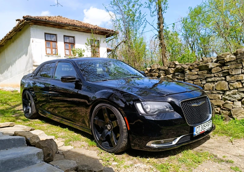 Chrysler 300c, снимка 2 - Автомобили и джипове - 48524508