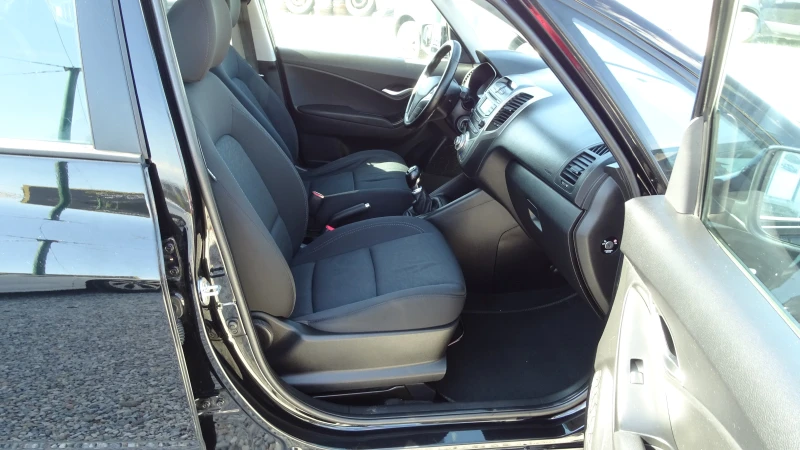 Hyundai Ix20 1.4CRDI, снимка 8 - Автомобили и джипове - 50168093