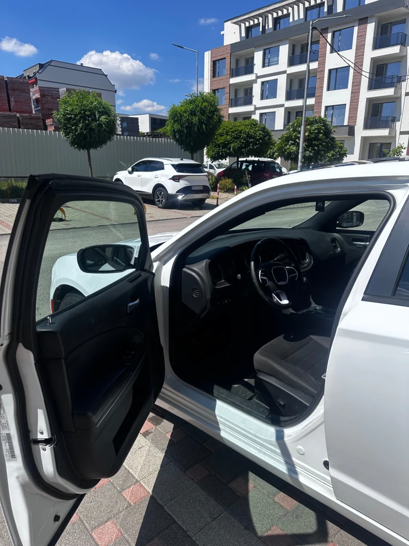 Dodge Charger 3.6 L , снимка 6 - Автомобили и джипове - 51475521