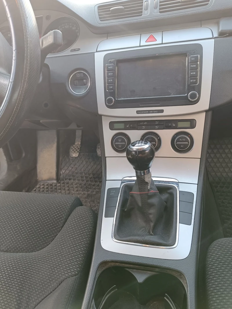 VW Passat 1.8 TSI , снимка 4 - Автомобили и джипове - 52603381