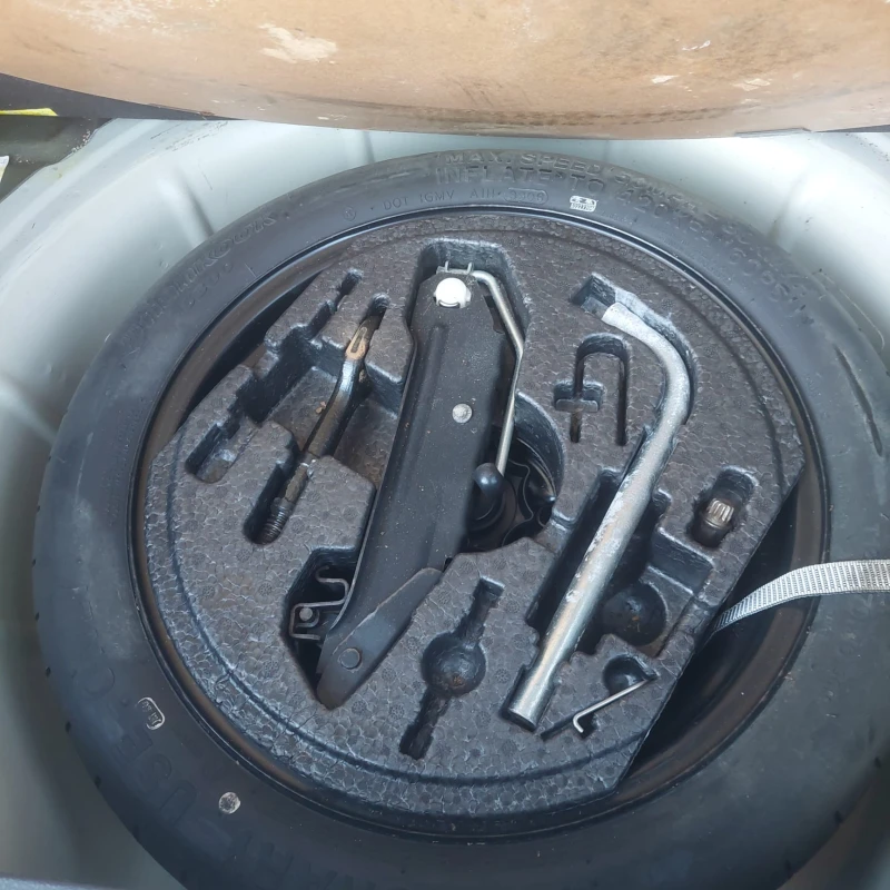 VW Golf Plus 1.9TDI , снимка 11 - Автомобили и джипове - 52349215