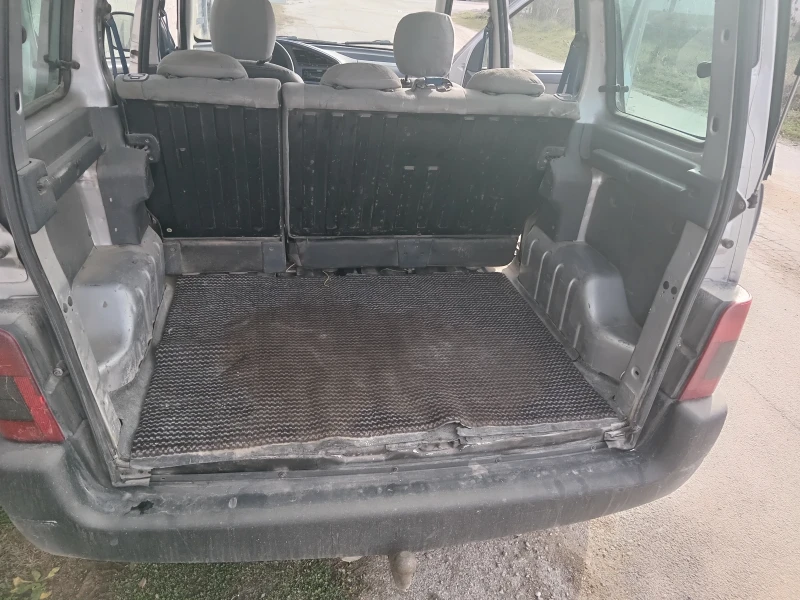Citroen Berlingo 1.4i 75, снимка 6 - Автомобили и джипове - 52773899