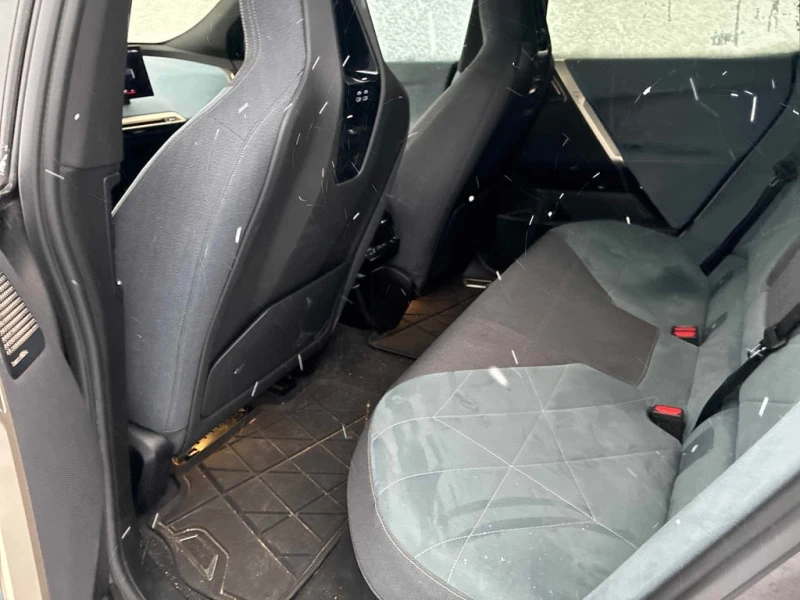 BMW iX 2022 xDrive50 * CARFAX * БЕЗ ПЪРВОНАЧАЛНА ВНОСКА, снимка 12 - Автомобили и джипове - 53090966