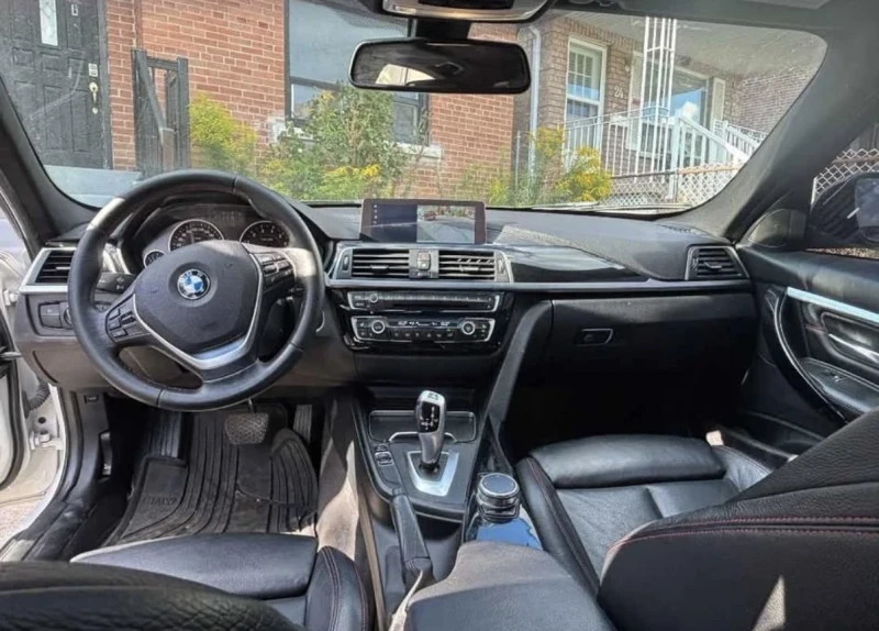BMW 330 XDRIVE * * CARFAX * * АВТО КРЕДИТ * * , снимка 5 - Автомобили и джипове - 53148704