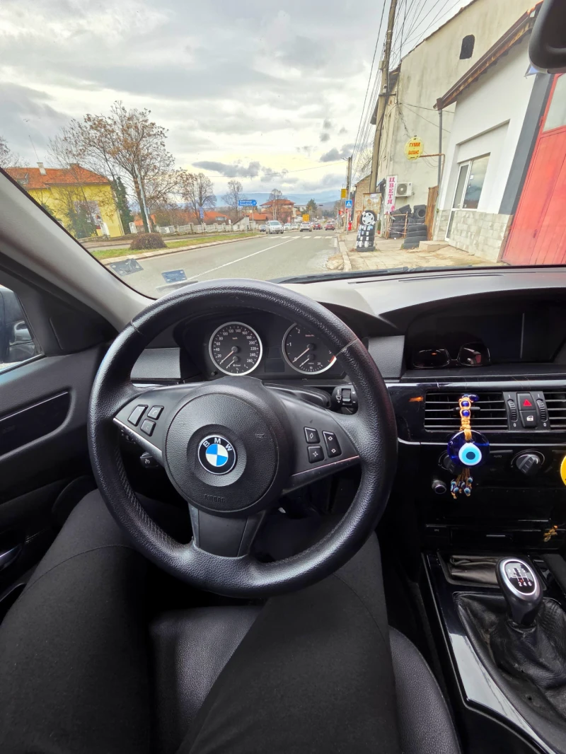 BMW 520 520 D Facelift, снимка 7 - Автомобили и джипове - 53220494