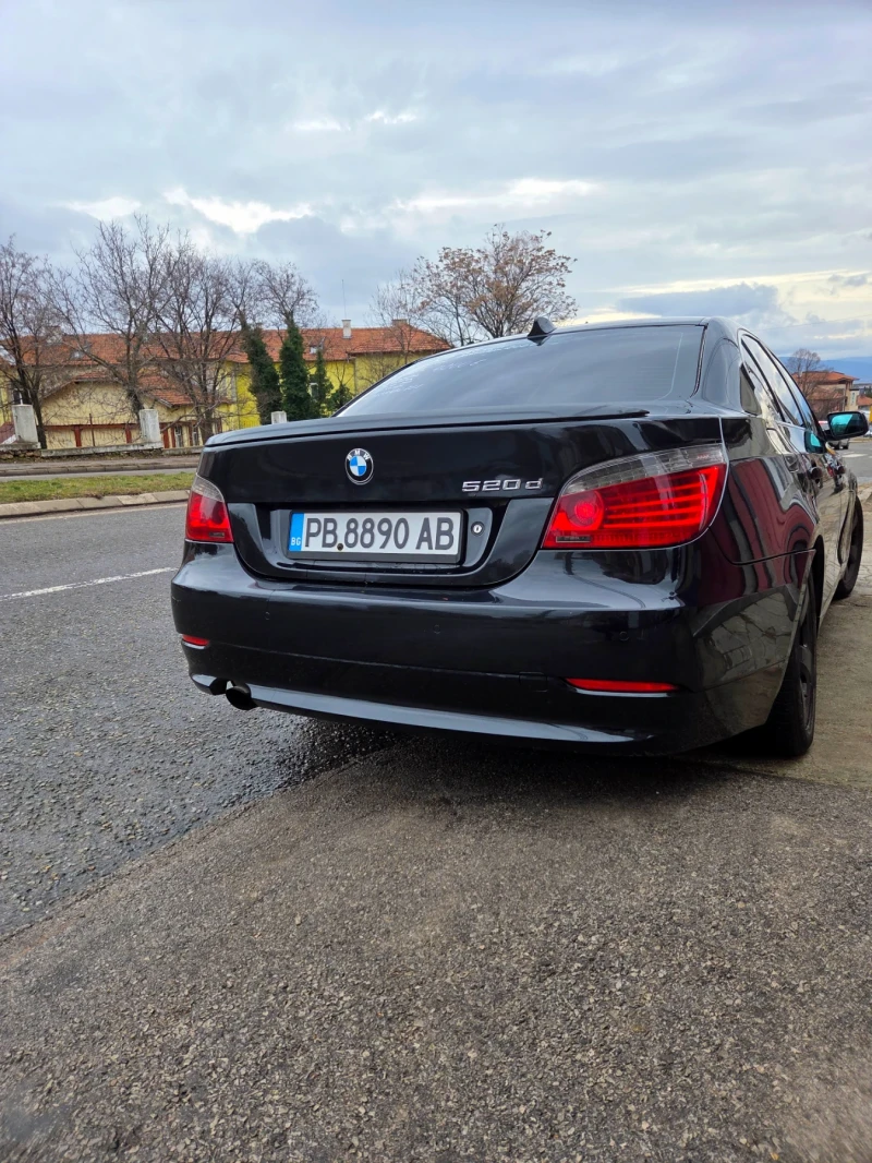 BMW 520 520 D Facelift, снимка 3 - Автомобили и джипове - 53220494