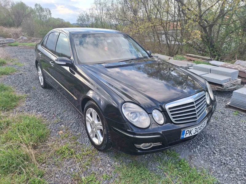 Mercedes-Benz E 220, снимка 2 - Автомобили и джипове - 53251657