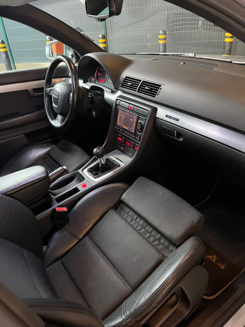 Audi A4 3.0TDI, Xenon, SLine, снимка 7 - Автомобили и джипове - 53277445