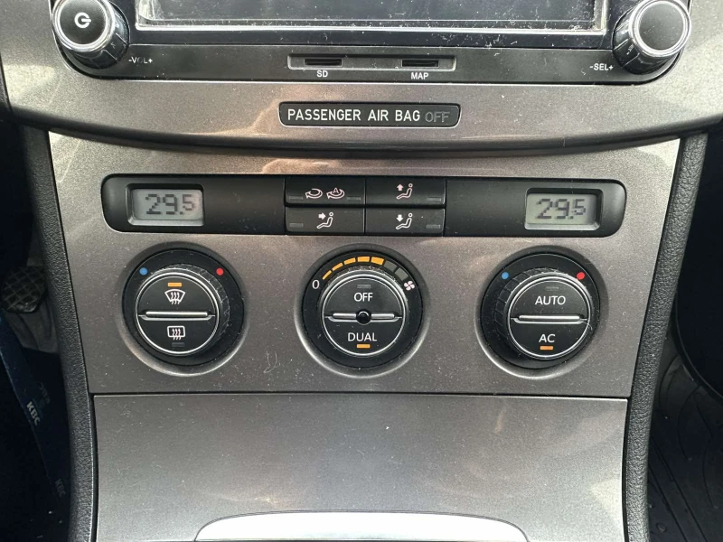 VW Passat Variant 1.9, снимка 12 - Автомобили и джипове - 53284779