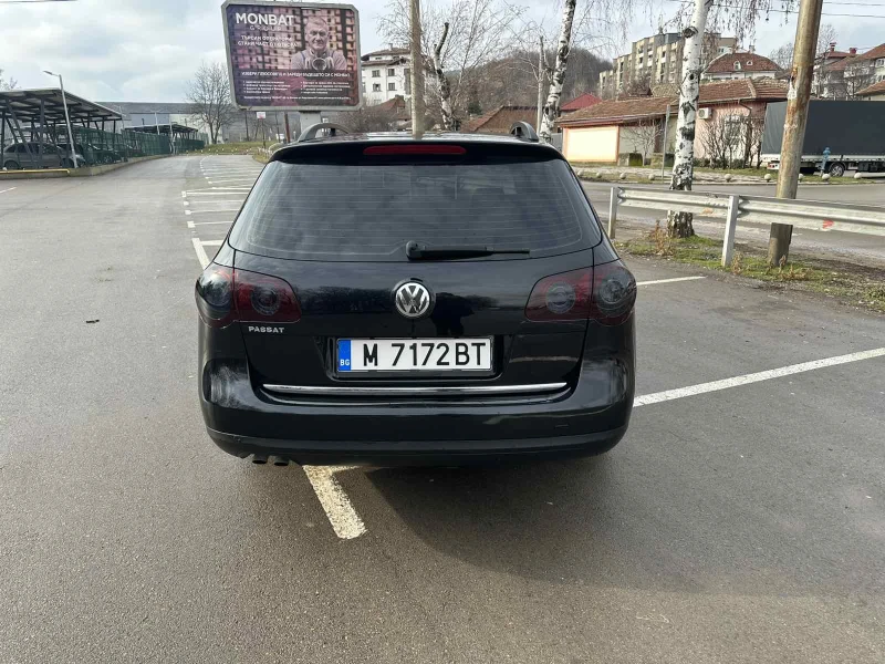 VW Passat Variant 1.9, снимка 2 - Автомобили и джипове - 53284779