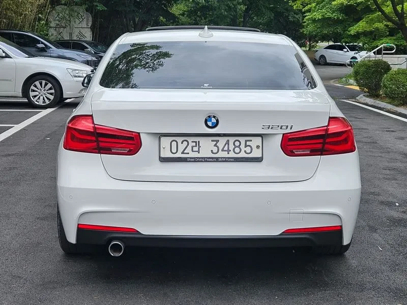 BMW 320 ///M SPORT, снимка 4 - Автомобили и джипове - 55733268