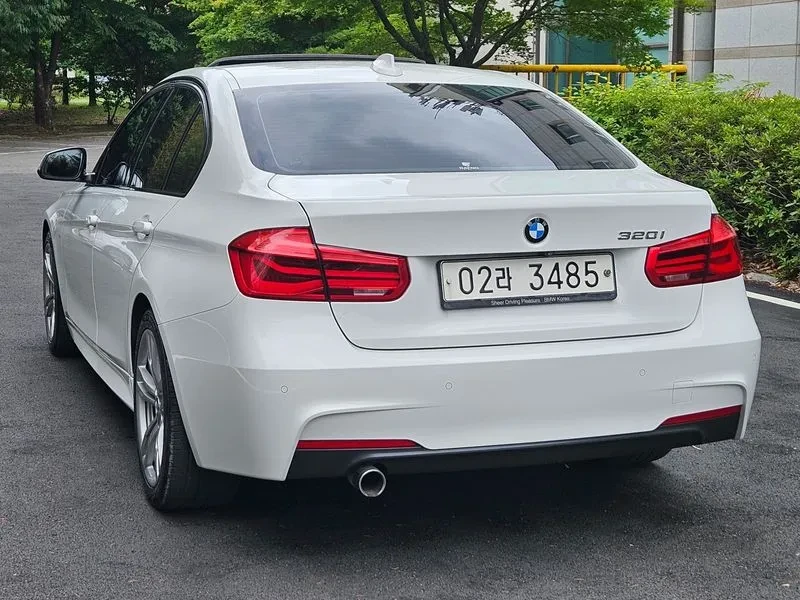 BMW 320 ///M SPORT, снимка 6 - Автомобили и джипове - 55733268